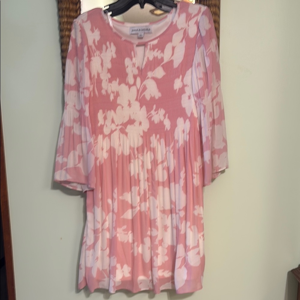 New Emma & Michele Blush and White Floral Dress